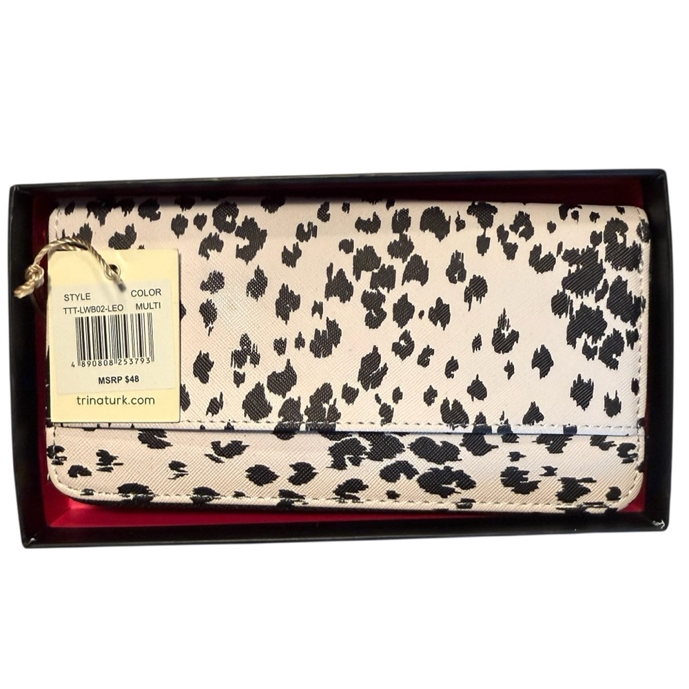 NWT Trina Turk‎ Animal Print Wallet